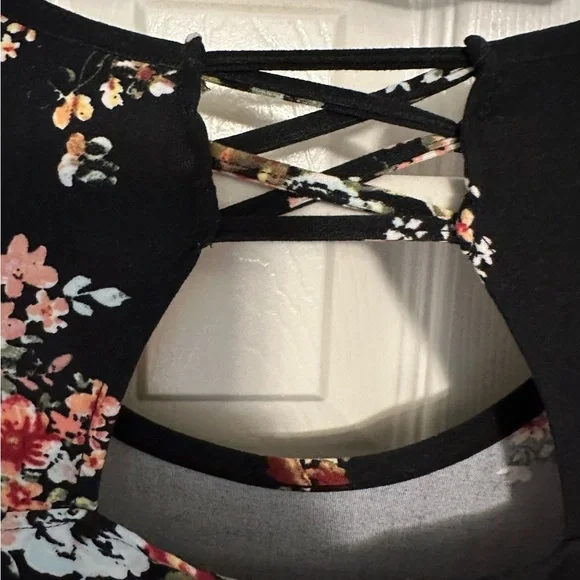 No Boundaries Black & Floral T Shirt Dress - Picture 6 of 13